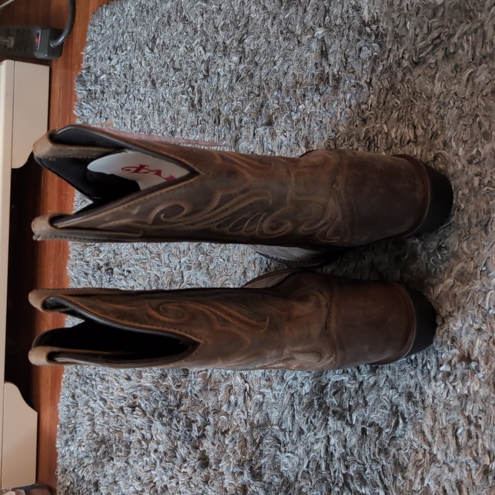 Laredo Ladies Distressed Brown Cowboy Boots - Picture 5 of 7